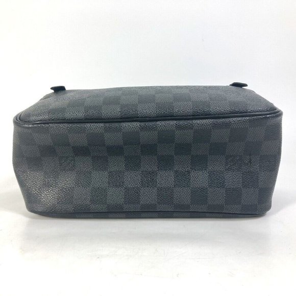 LOUIS VUITTON Damier Graphite C Cracking pouch Makeup pouch Cosmetics Pouch - Picture 8 of 16